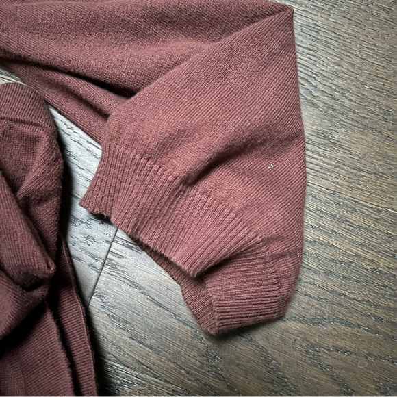 Brown Tommy Hilfiger Vneck - Picture 10 of 11